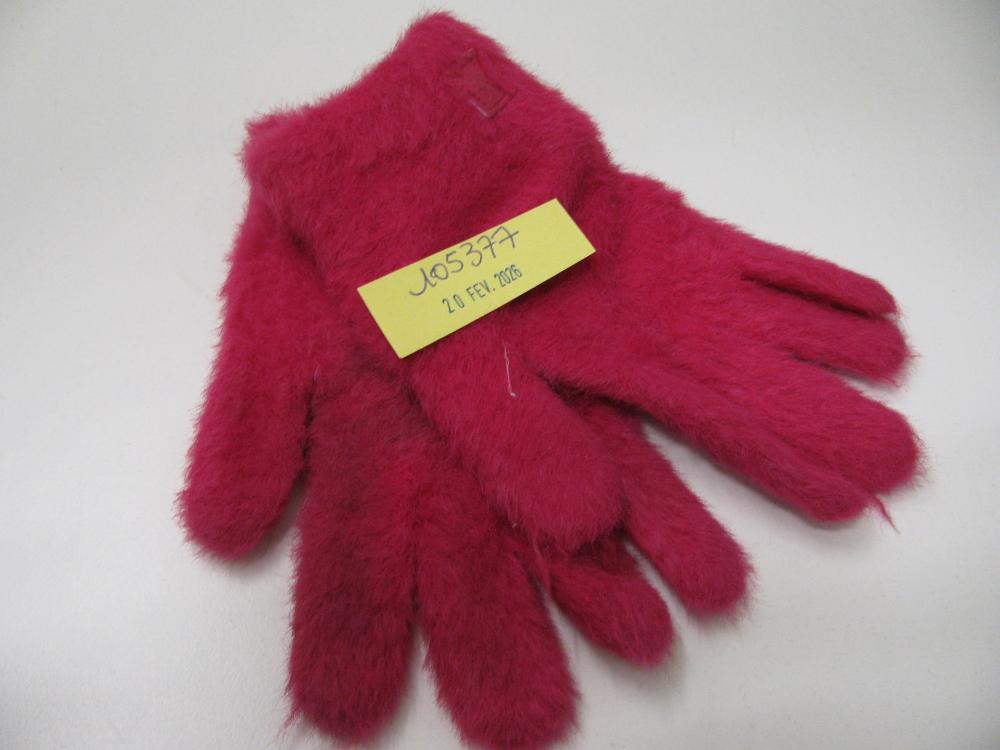 Vêtements, chaussures, accessoires : N° 2026000999 Trouvé(e) le : 20/02/2026