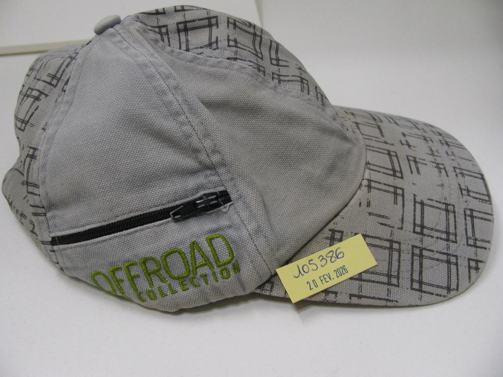 Vêtements, chaussures, accessoires : N° 2026001008 Trouvé(e) le : 20/02/2026
