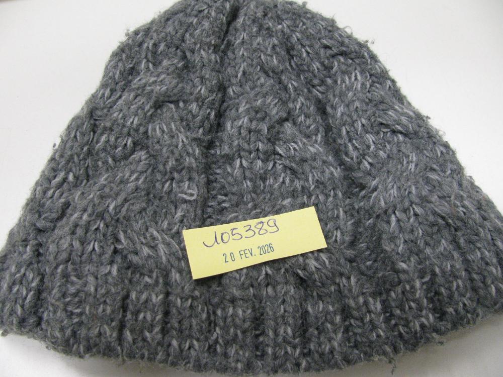 Vêtements, chaussures, accessoires : N° 2026001011 Trouvé(e) le : 20/02/2026