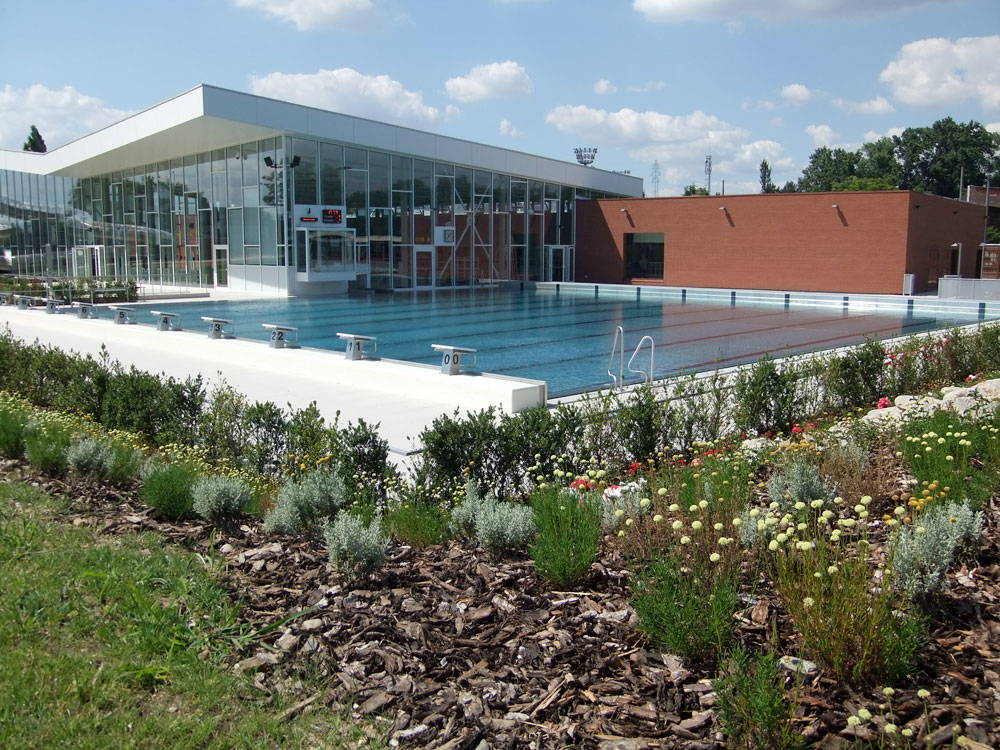 Piscine De Hautepierre Rue Baden Powell Strasbourg