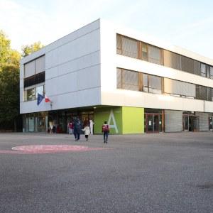 Les élèves de CP reçoivent leur carte Pass’relle